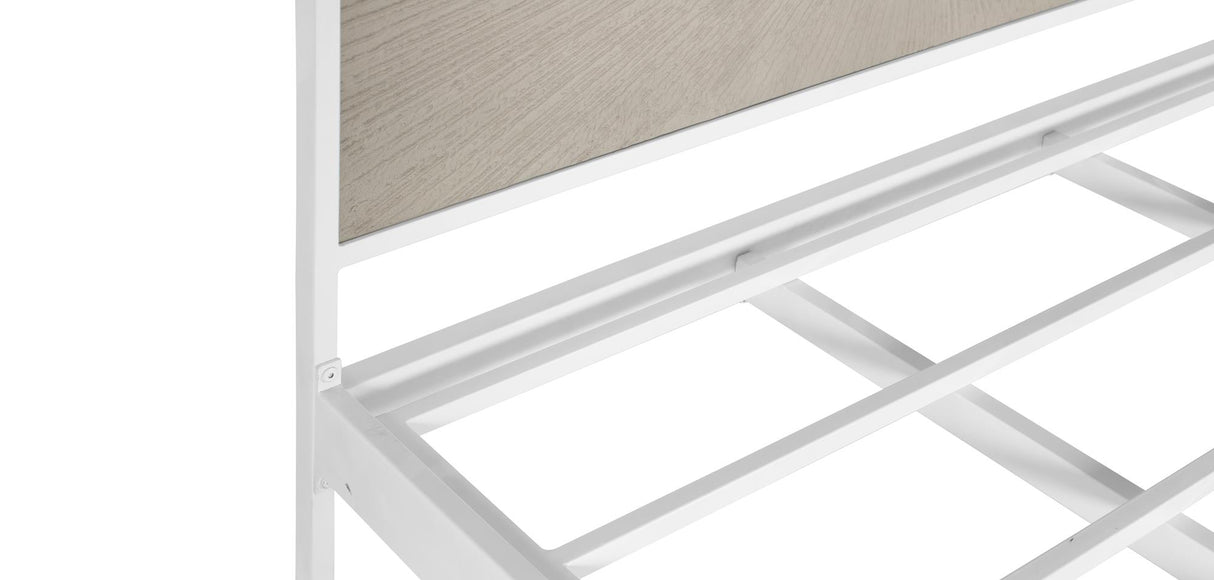 Giner and Colomer - 150 x 200 cm Metal & Resin Bed In White & Beige