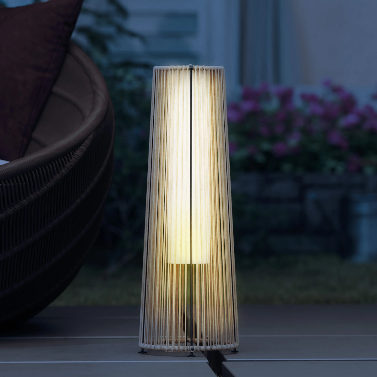 Outsunny Patio Garden Solar Powered Lights Woven Resin Wicker Lantern Auto On/Off