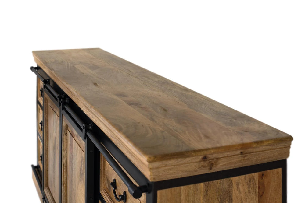 Giner and Colomer - (No Description Provided)