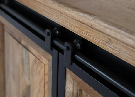 Giner and Colomer - (No Description Provided)