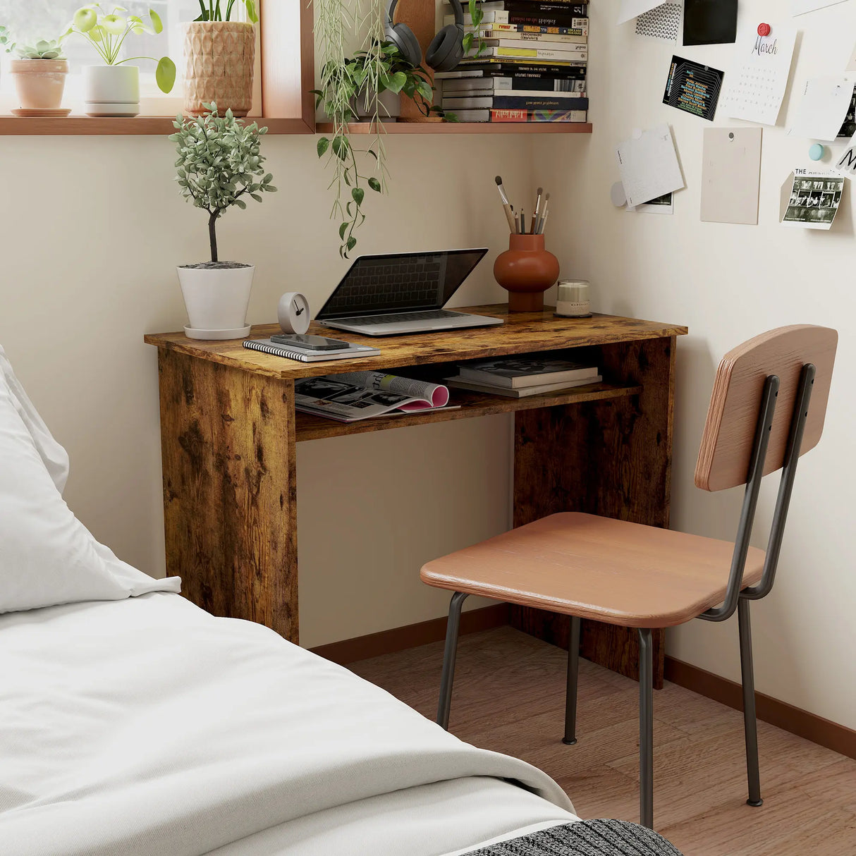 HOMCOM Boxy Work Desk, with Shelf - Wood-Effect