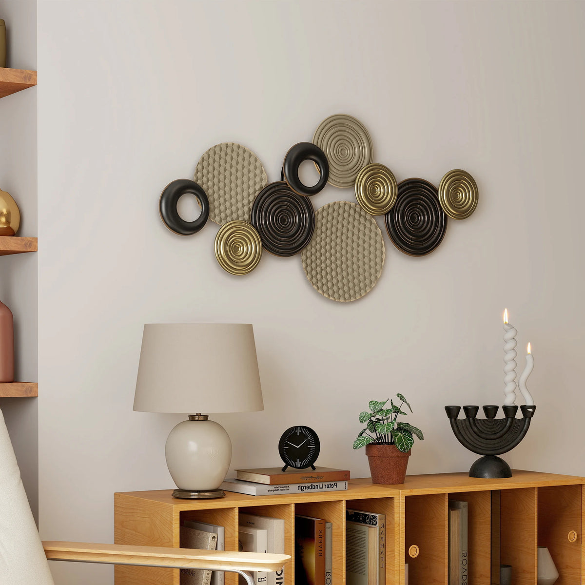 HOMCOM Metal Wall Art, Modern Hanging Wall Decor with Multi-Disc Design for Living Room Bedroom Dining Room