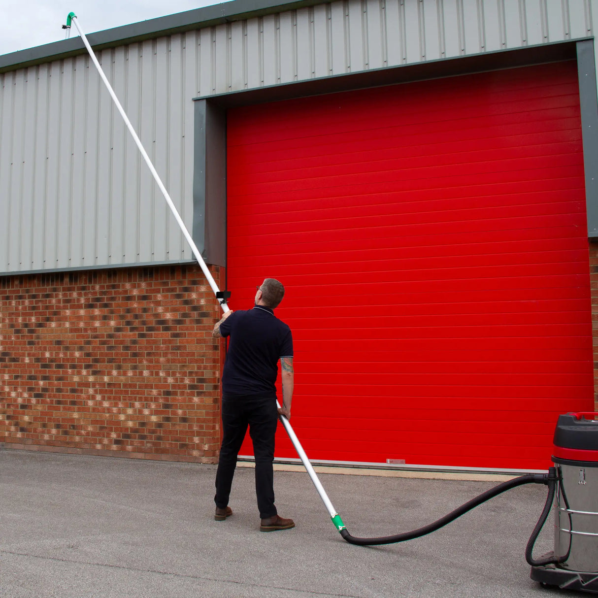 80L Wet & Dry Vacuum, Gutter Vacuum Poles, 5m Hose & Camera