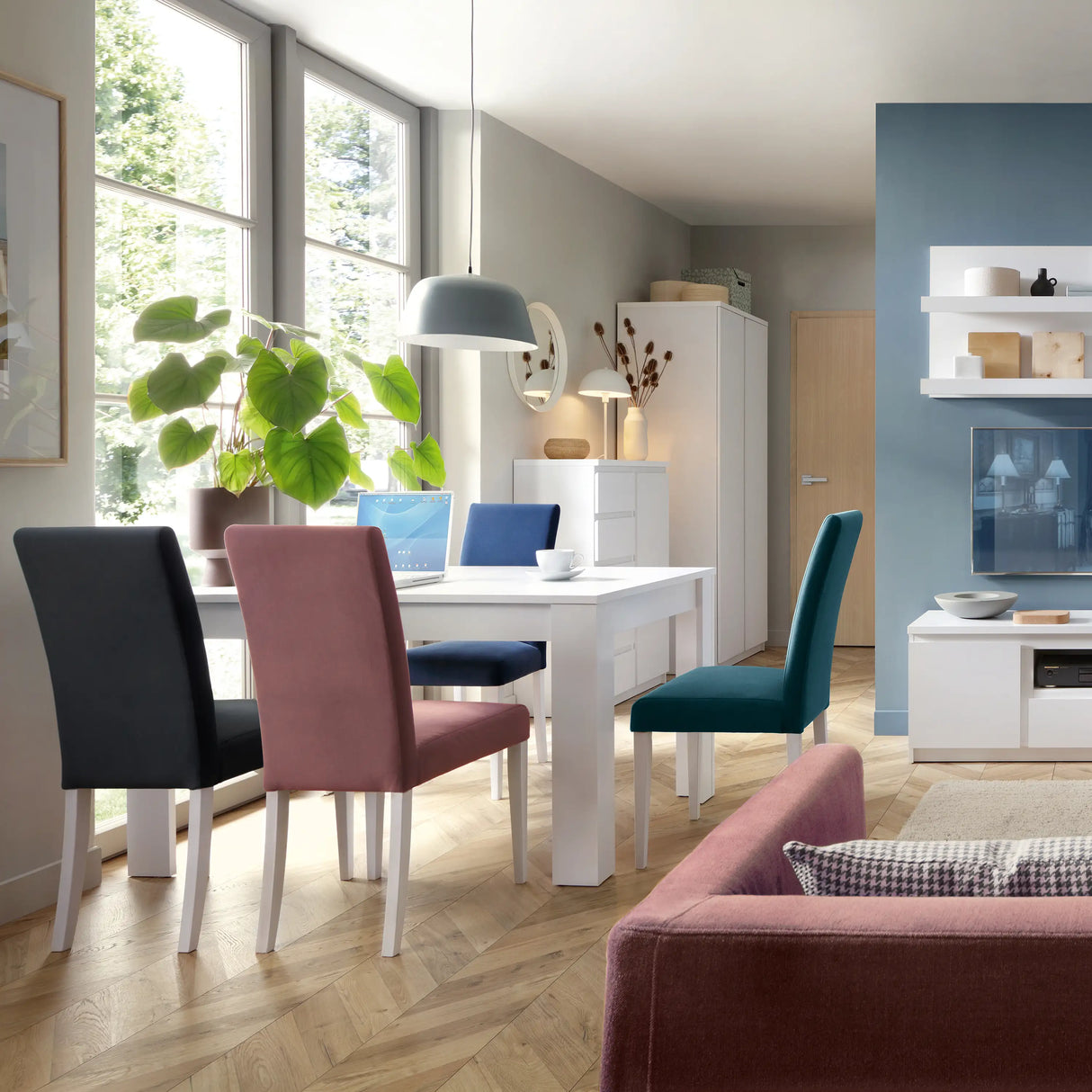 Fribo Extending Dining Table 140-180cm in White