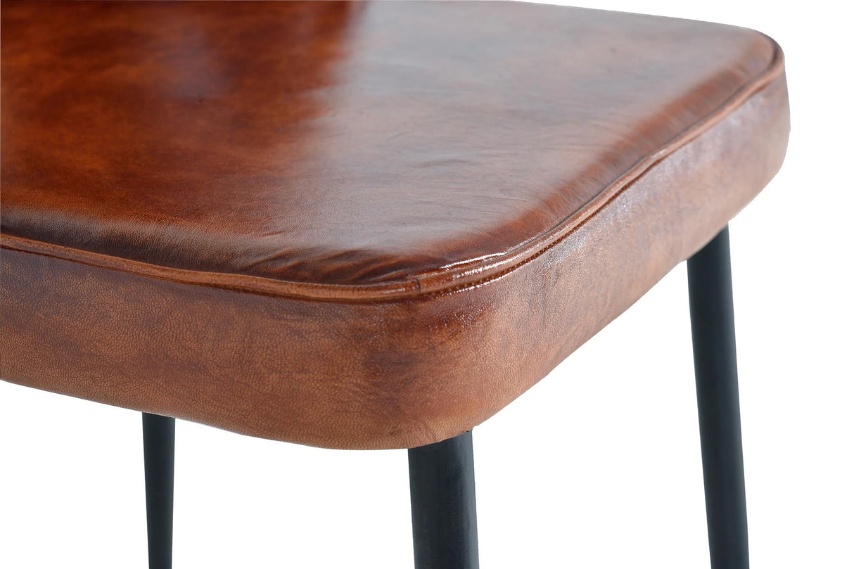 Giner and Colomer Chair In Leather With Metal Legs For Contemporary Spaces