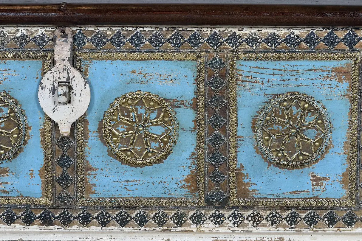 Giner and Colomer - Mango Wood Chest With Top Opening & Bronze Details