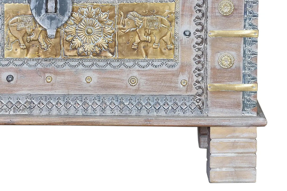 Giner and Colomer - Mango Wood Chest With Bronze Details & Top Opening