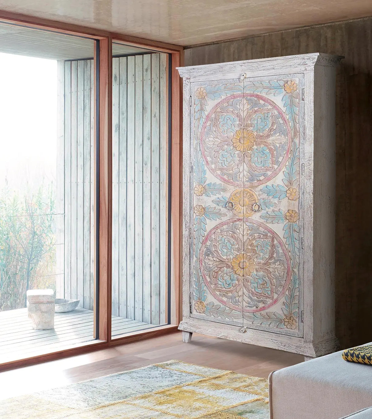 Giner and Colomer - 2-Door Mango Wood Cabinet With 3 Shelves (Crackled Finish)