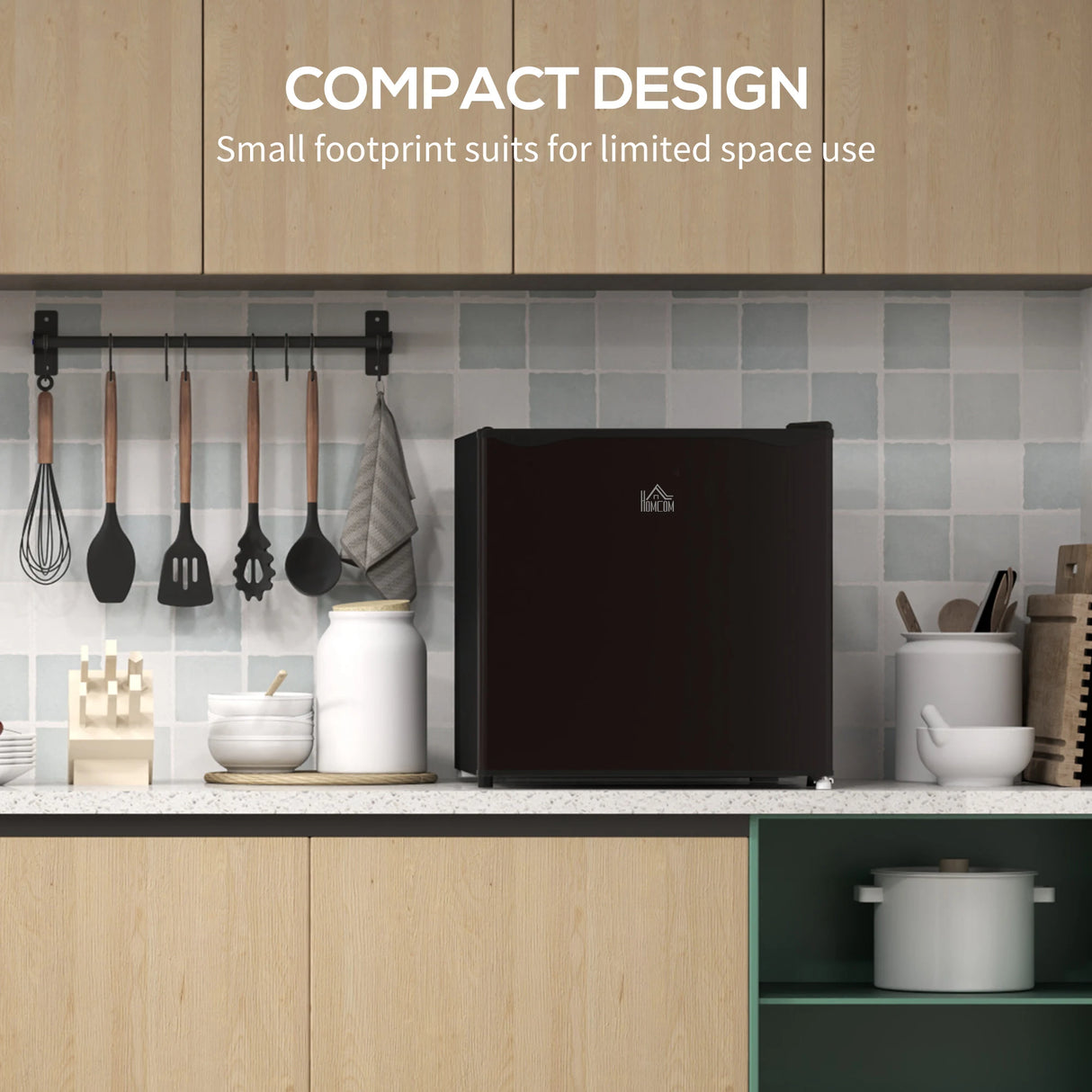 HOMCOM 35L Mini Freezer, -24 to -14 Temperature - Black