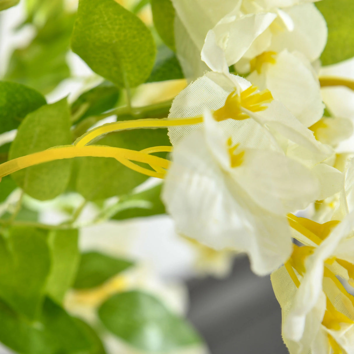 HOMCOM Artificial Realistic White Wisteria Tree Faux Decorative Plant in Nursery Pot for Indoor Dcor, 160cm