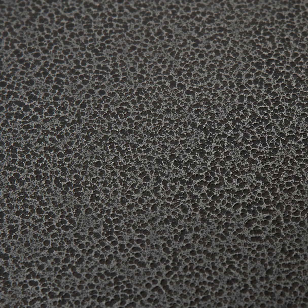 PawHut Metal Bird Table Play Stand, Bird Feeder Station Parrot Perch with Four Wheels Feeding Bowls Round Tray