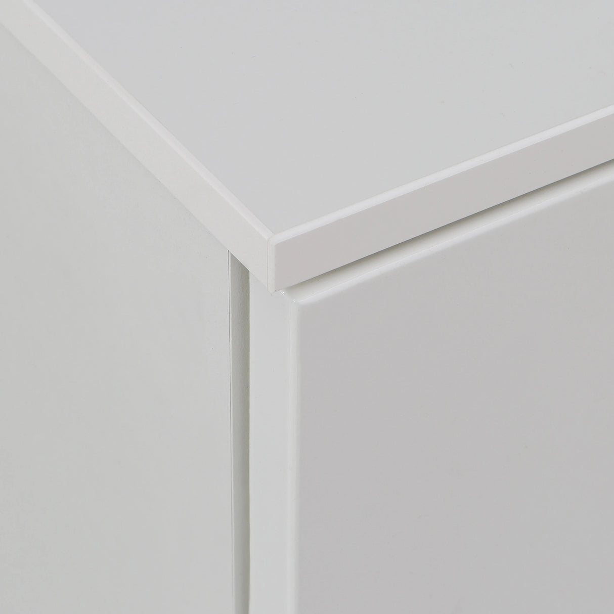 Sienna Abstract Chest of Drawers in White Gloss