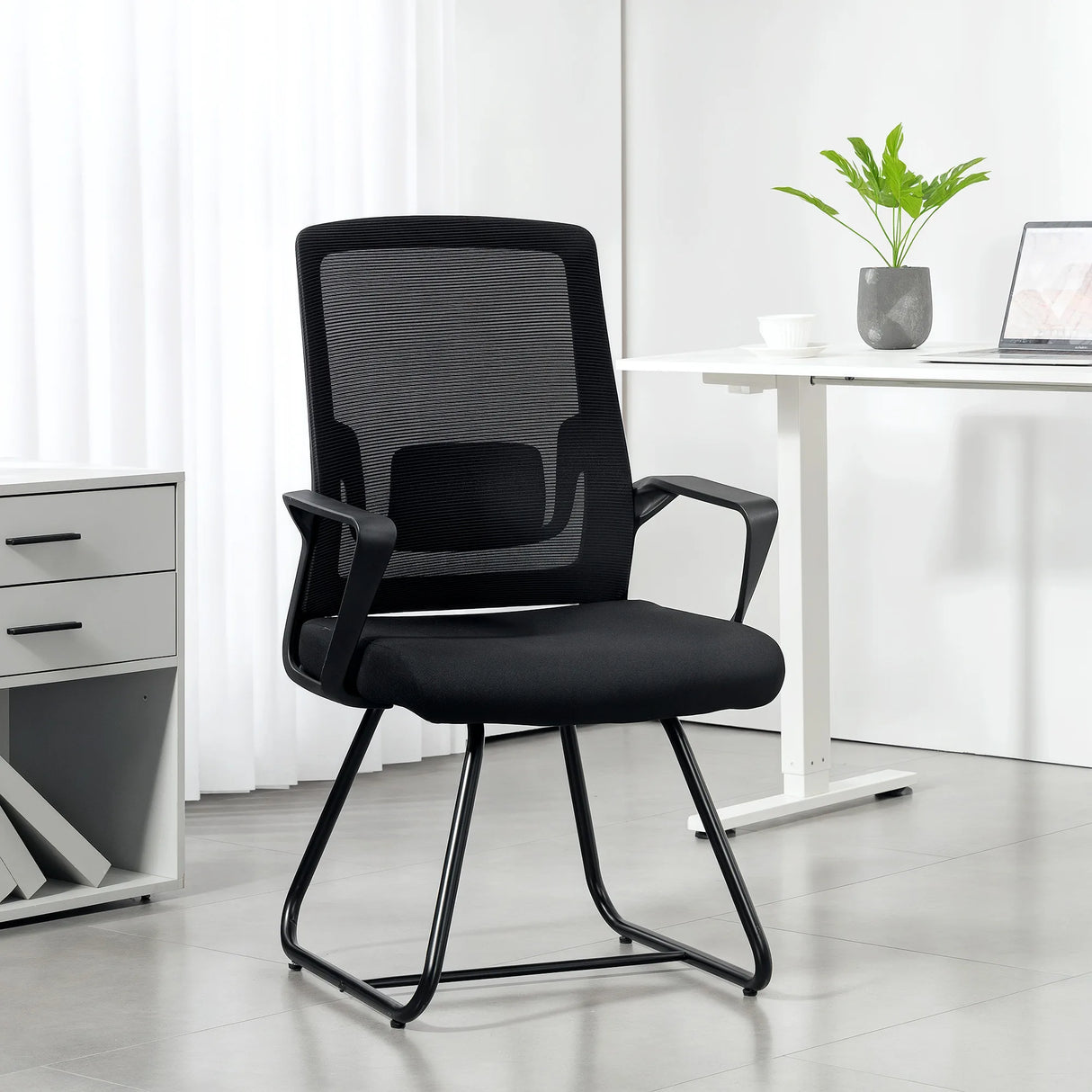 HOMCOM Desk Chair No Wheels, Office Chair with Mesh Back, Lumbar Support, Metal Base for Waiting Room, Conference Room, Black