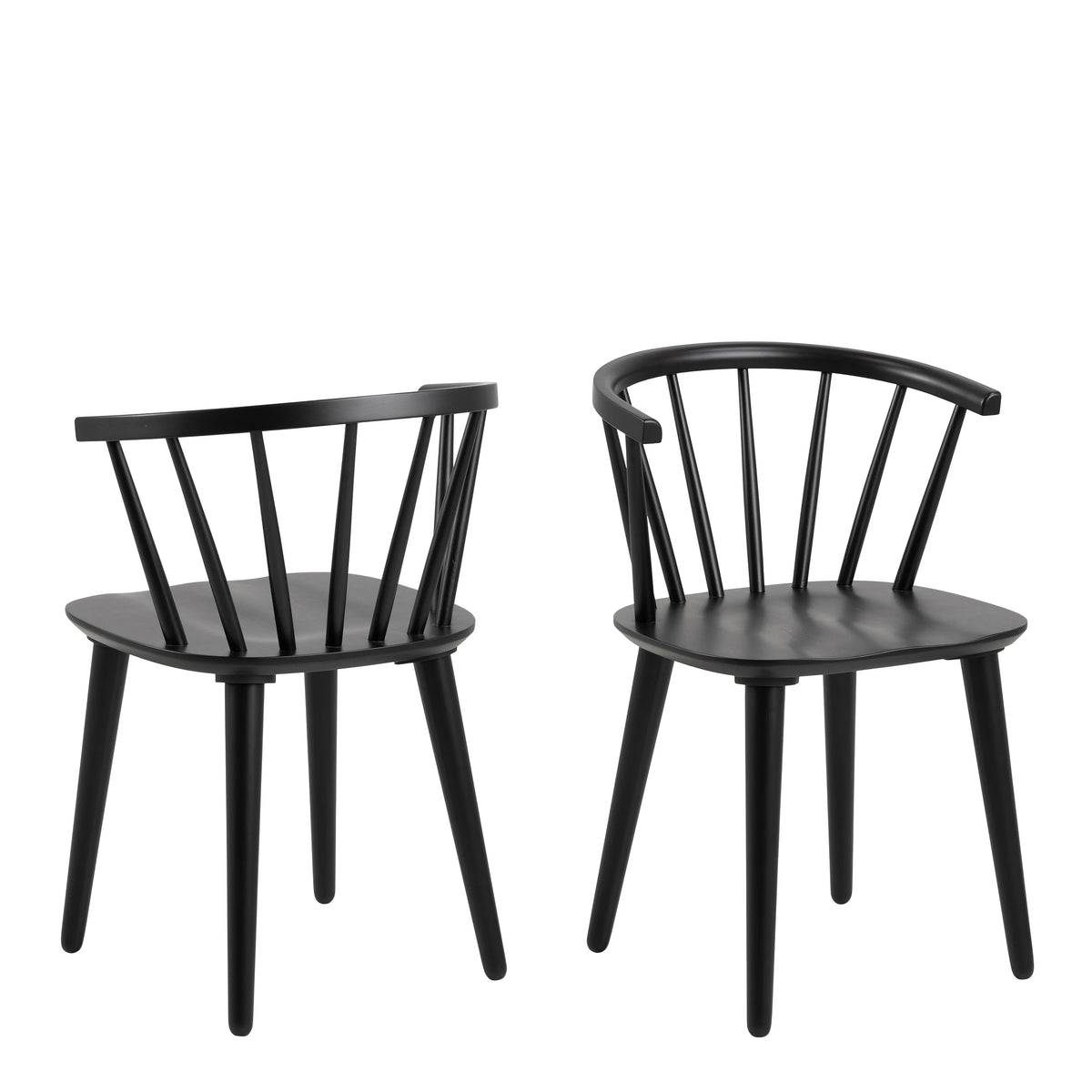 Christo Dining Table in Oak includes 6 Ida Dining Chair in Black