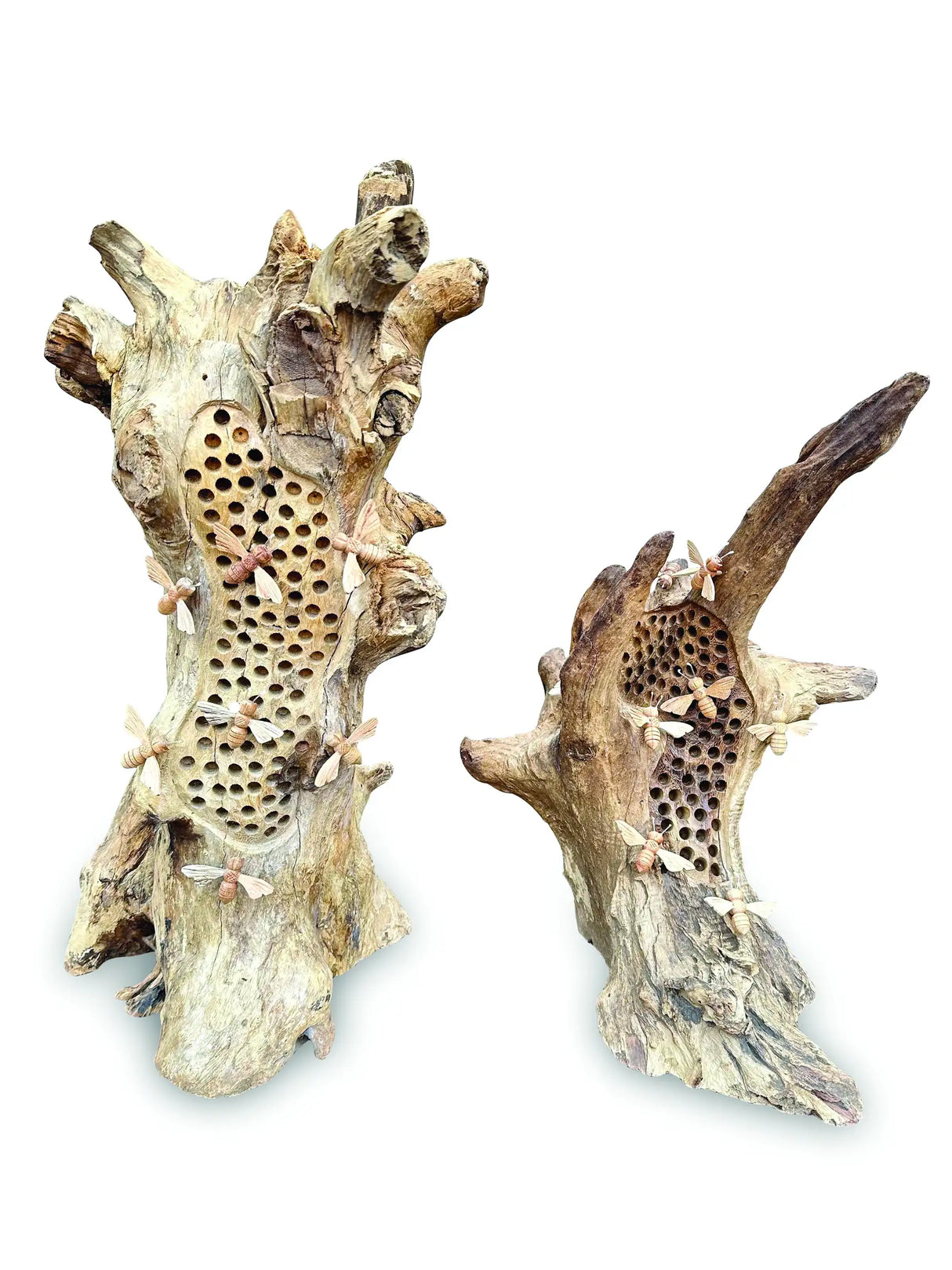 60CM BEE HIVE SCULPTURE WITH 8 BEES