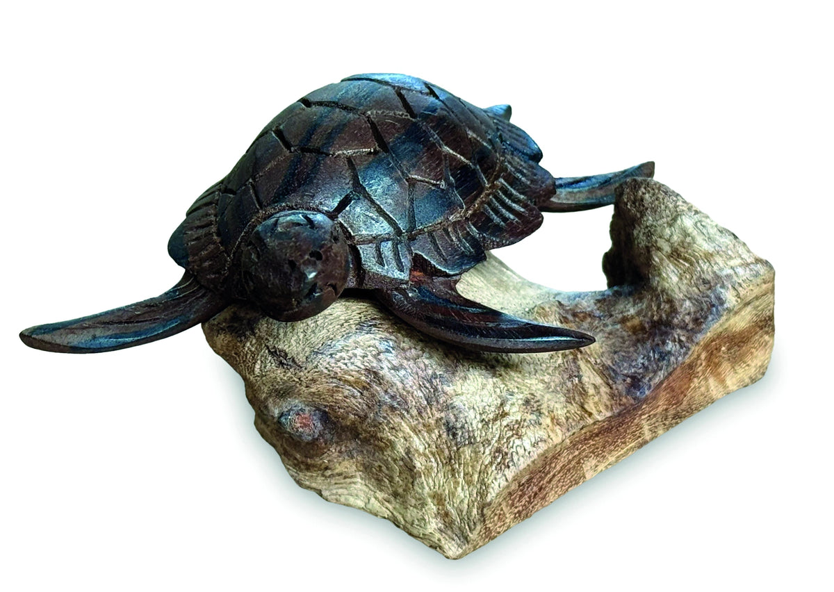 Dark Turtle On Rocks 7cm