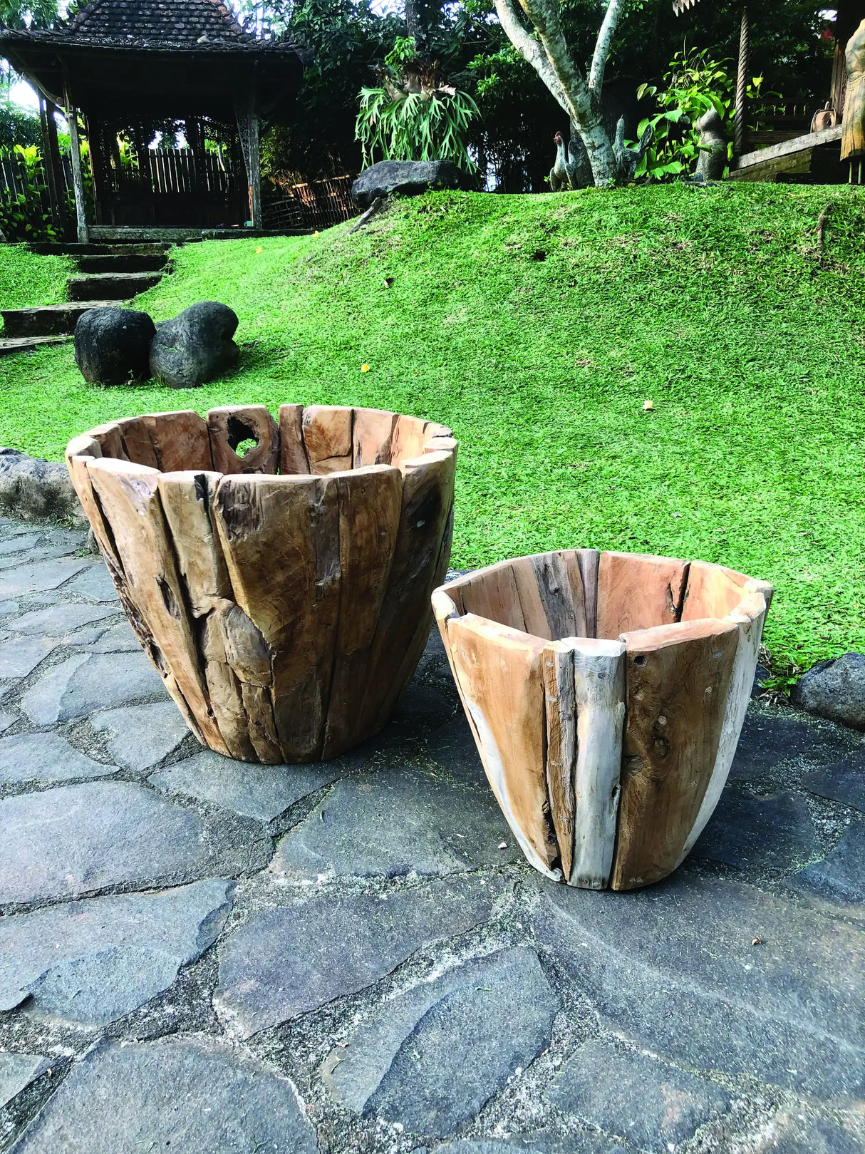 SET OF 2 GARDEN TEAK ROUND PLANTERS 60x50 & 40x35