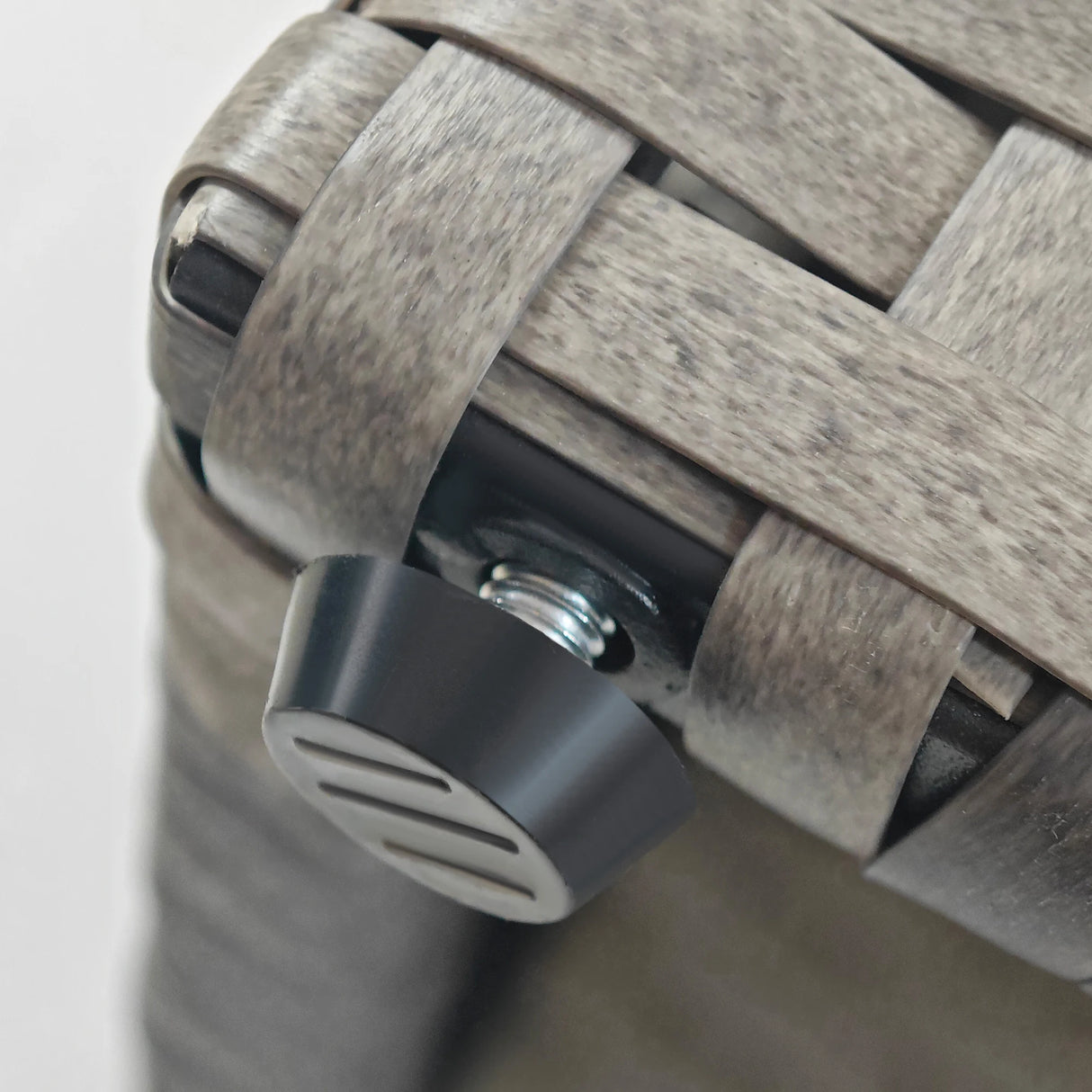 Outsunny 22 L Rattan Planter with Trellis, Freestanding Raised Beds for Garden with Two Plant Boxes, Outdoor Planter for Climbing Plants, Flowers, 57 x 30 x 107 cm, Mixed Grey