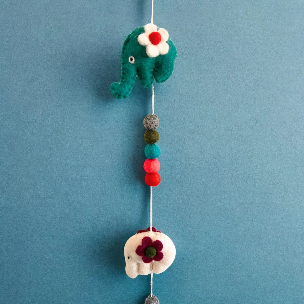 Felt Wall Hanging -Elephants (random colours)