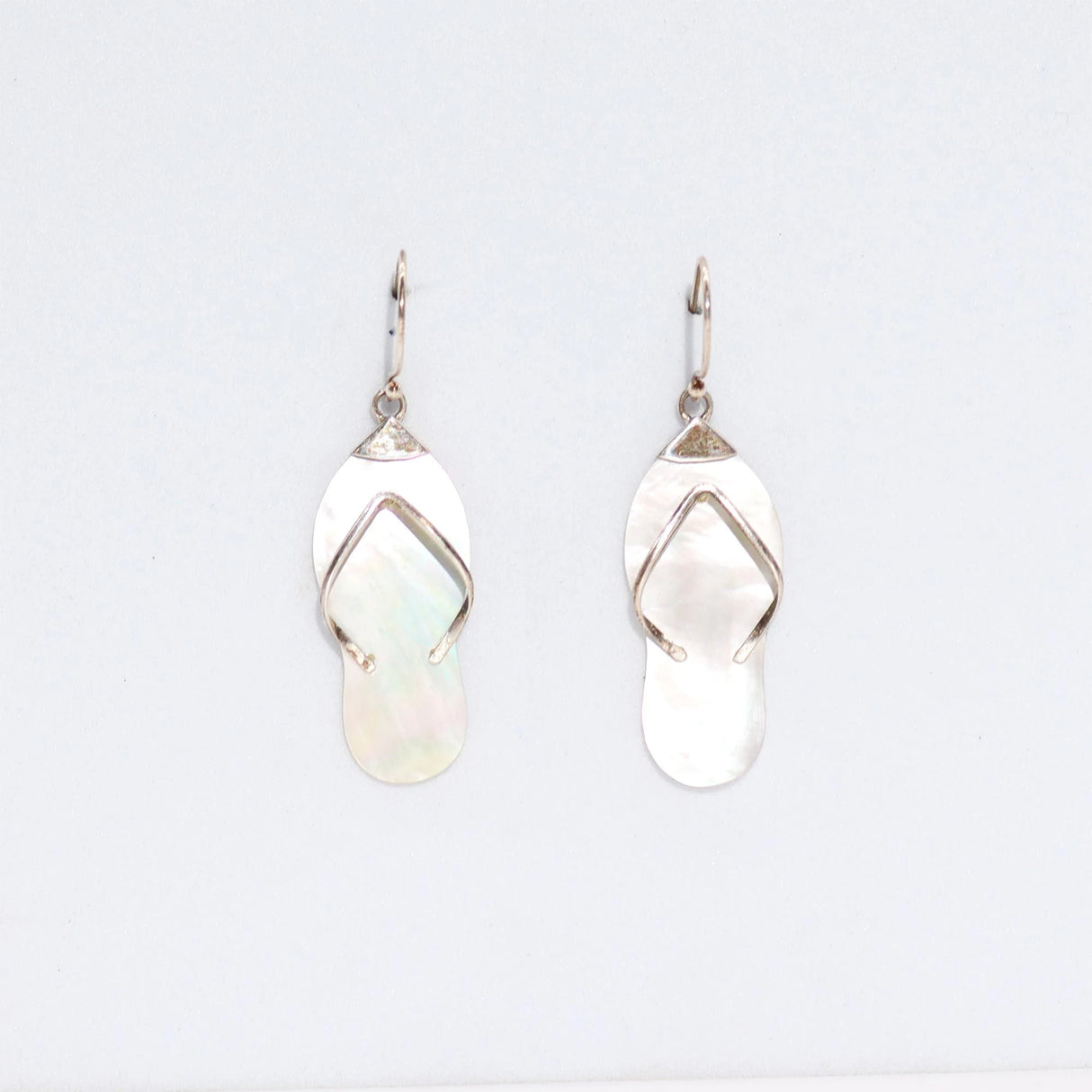 Shell & Silver Earrings - Flip-flops- MOP