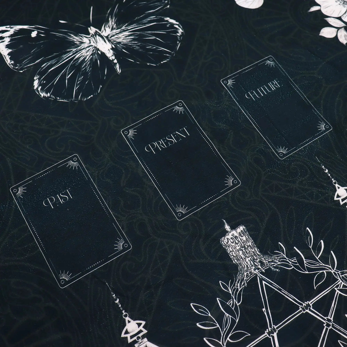 Tarot Reading Cloth - Ancient Witch