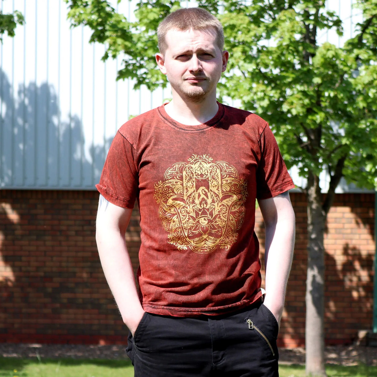 Nomad Sari Stonewashed Cotton T-Shirt Hamsa Maroon Small