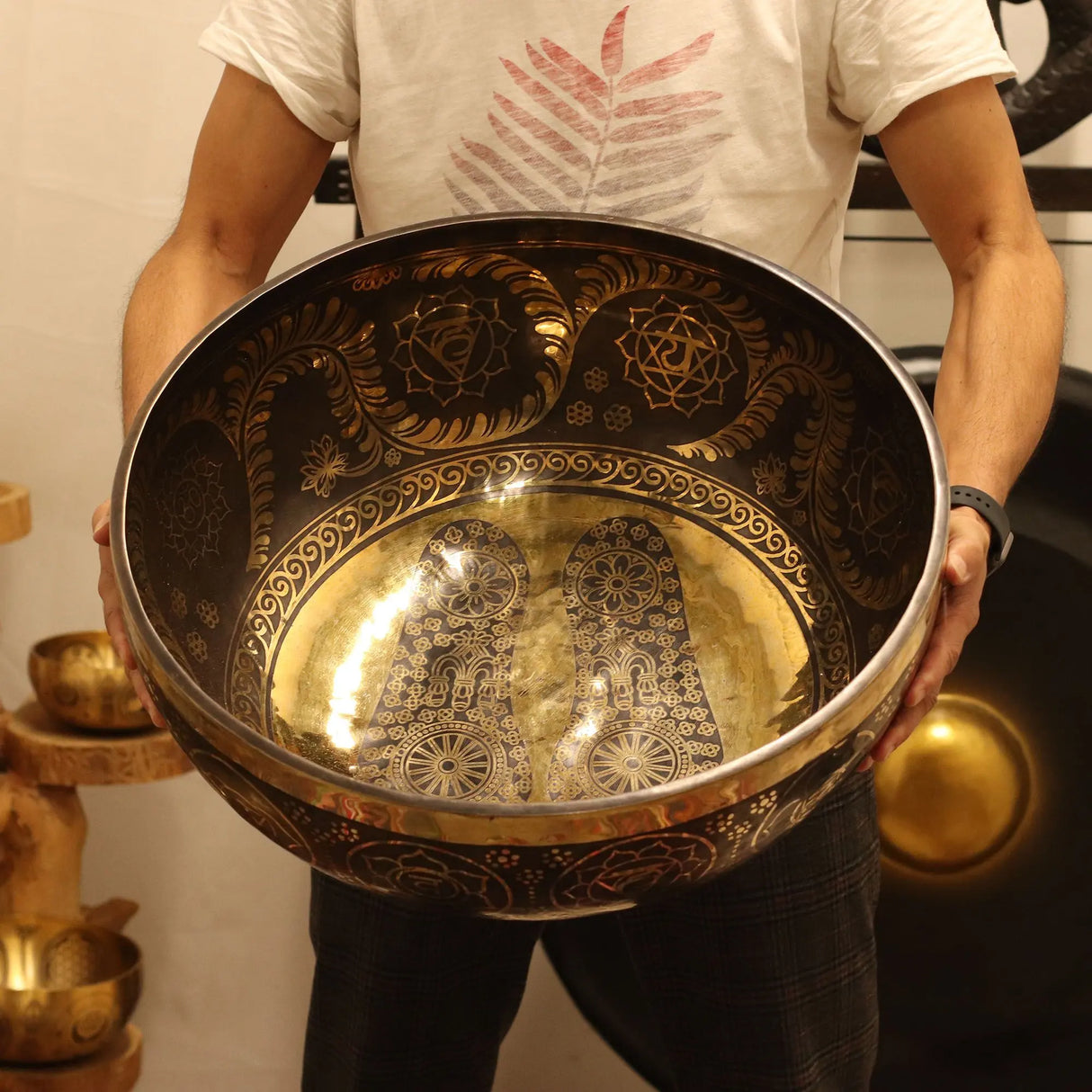 Engraved - Huge Vibrational Feet Standing Bowl - 50x20cm (10.7kg)