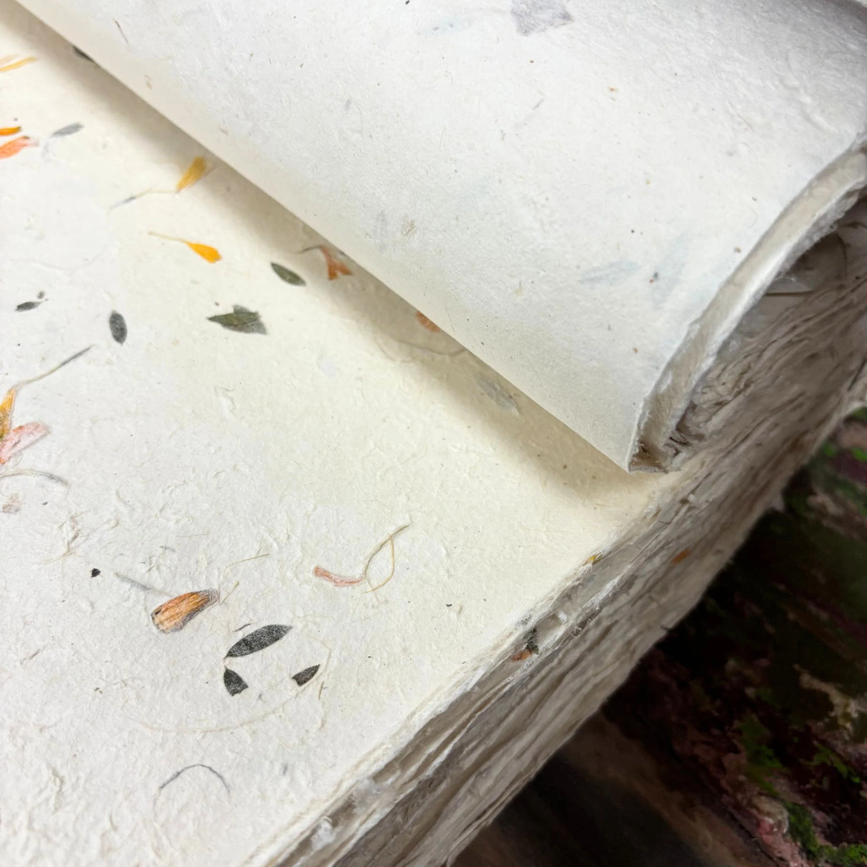 Lokta Craft & Wrapping Paper 51x76cm Mixed Floral Cotton