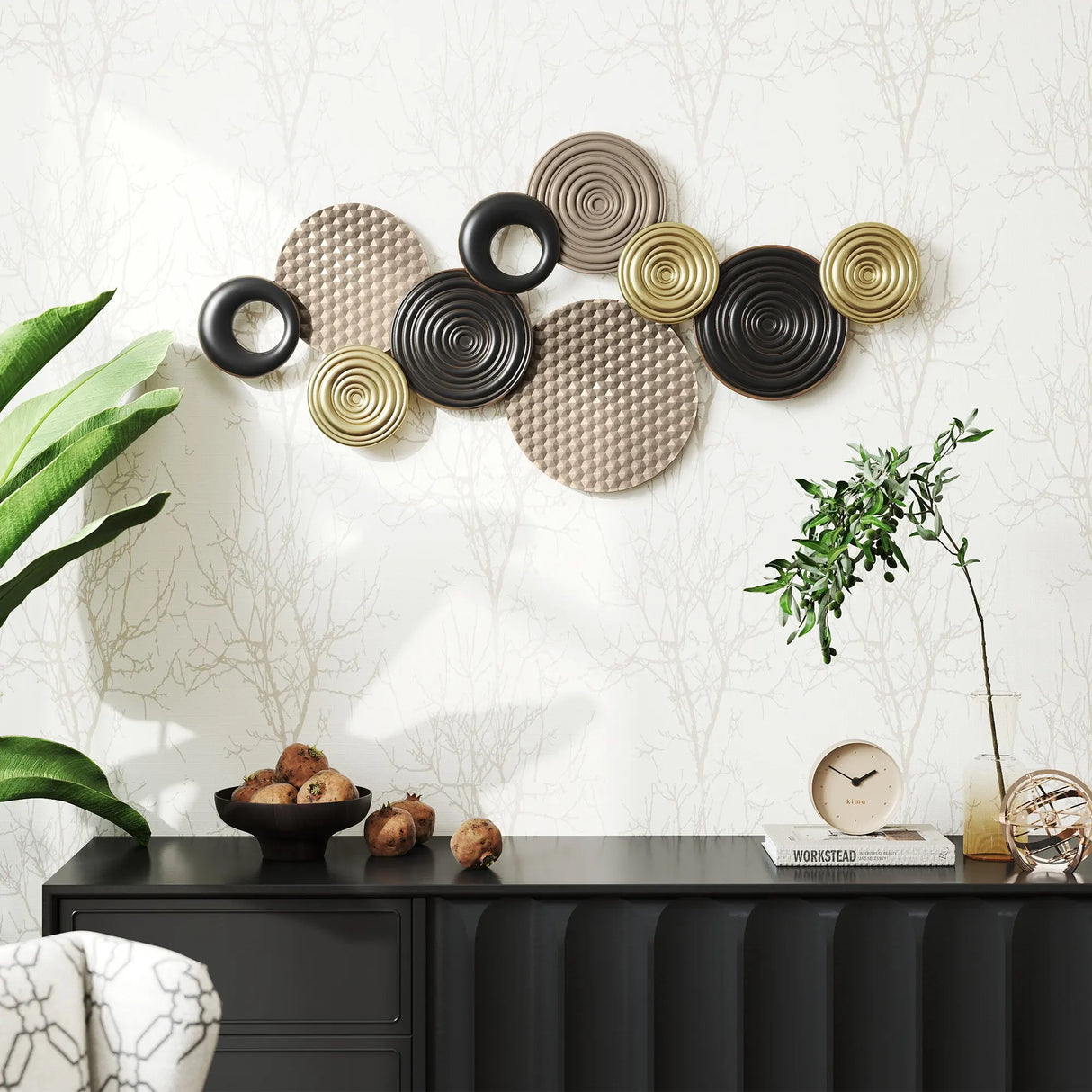 HOMCOM Metal Wall Art, Modern Hanging Wall Decor with Multi-Disc Design for Living Room Bedroom Dining Room