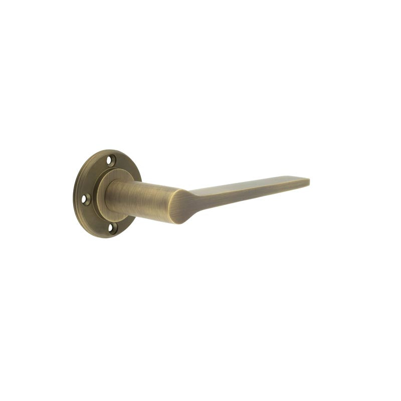 Knightsbridge Door Handles No Rose Antique Brass