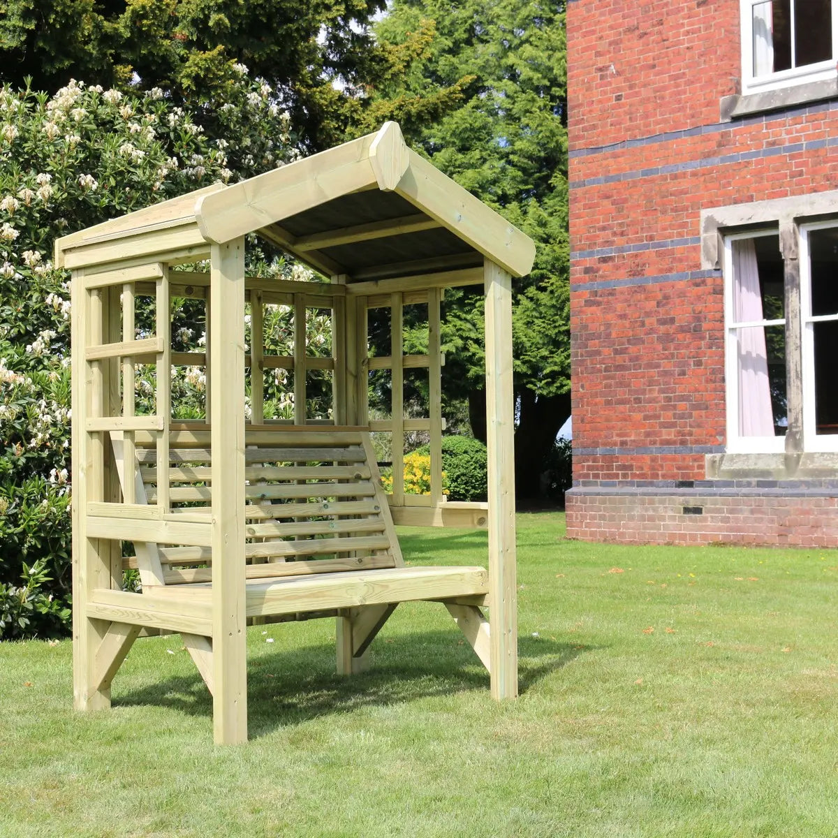 COTTAGE ARBOUR TRELLIS SITS 2