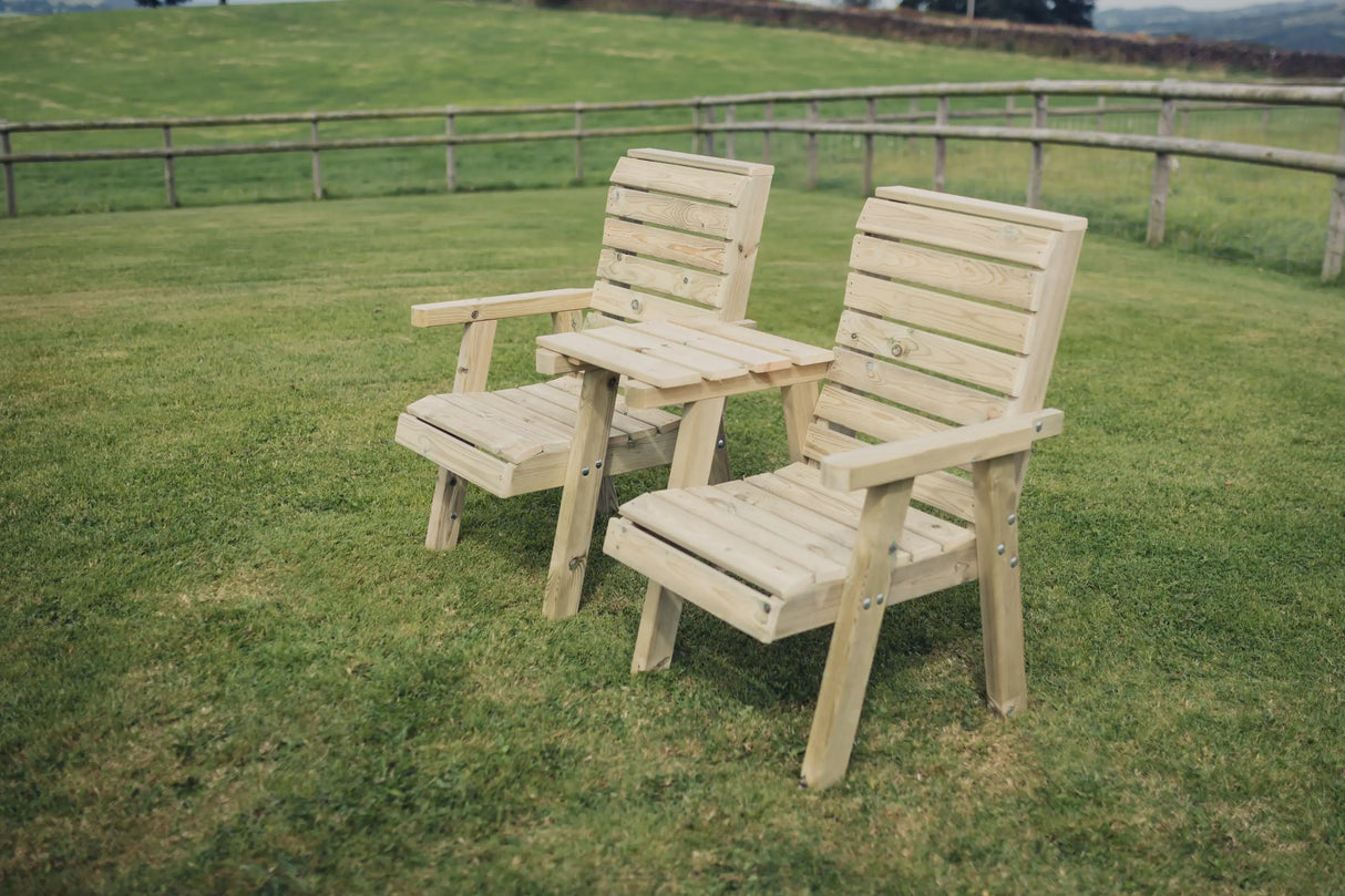 CLOVER LOVE SEATS WITH STRAIGHT TRAY