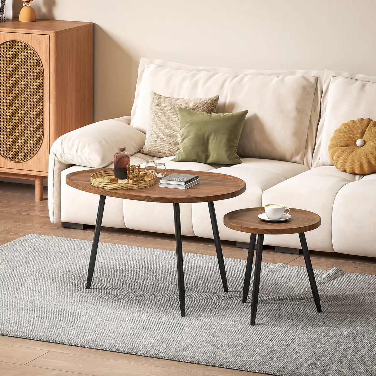 HOMCOM Nesting Coffee Table Set of 2, 80cm Modern Stacking End Side Table with Metal Legs for Living Room Bedroom Office, Chestnut Wood Effect