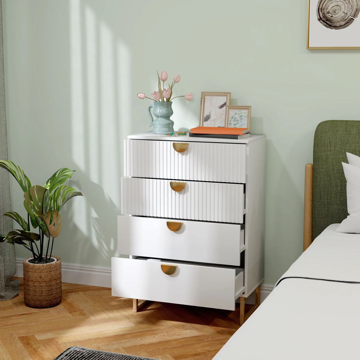 HOMCOM Elegant Chest of Four Drawers - White