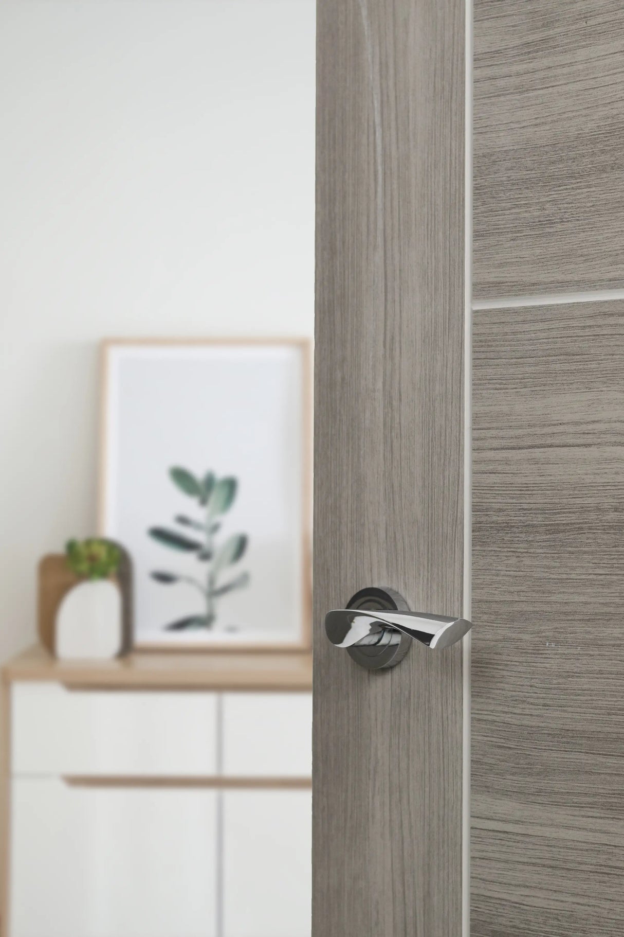 Eco Aqua Aluminium Lever Door Handle on Round Rose - Polished Chrome - Set