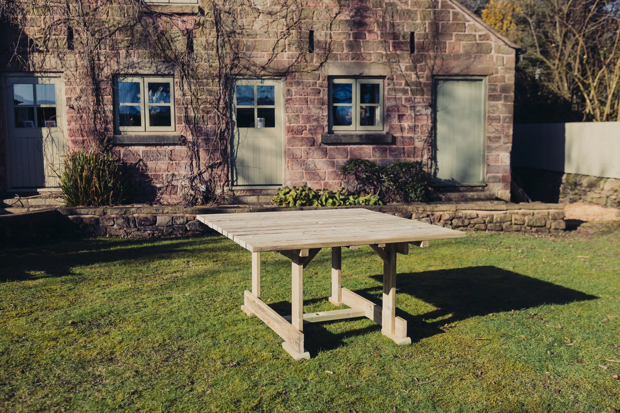 ERGO 8 SEATER SQUARE TABLE 149X149