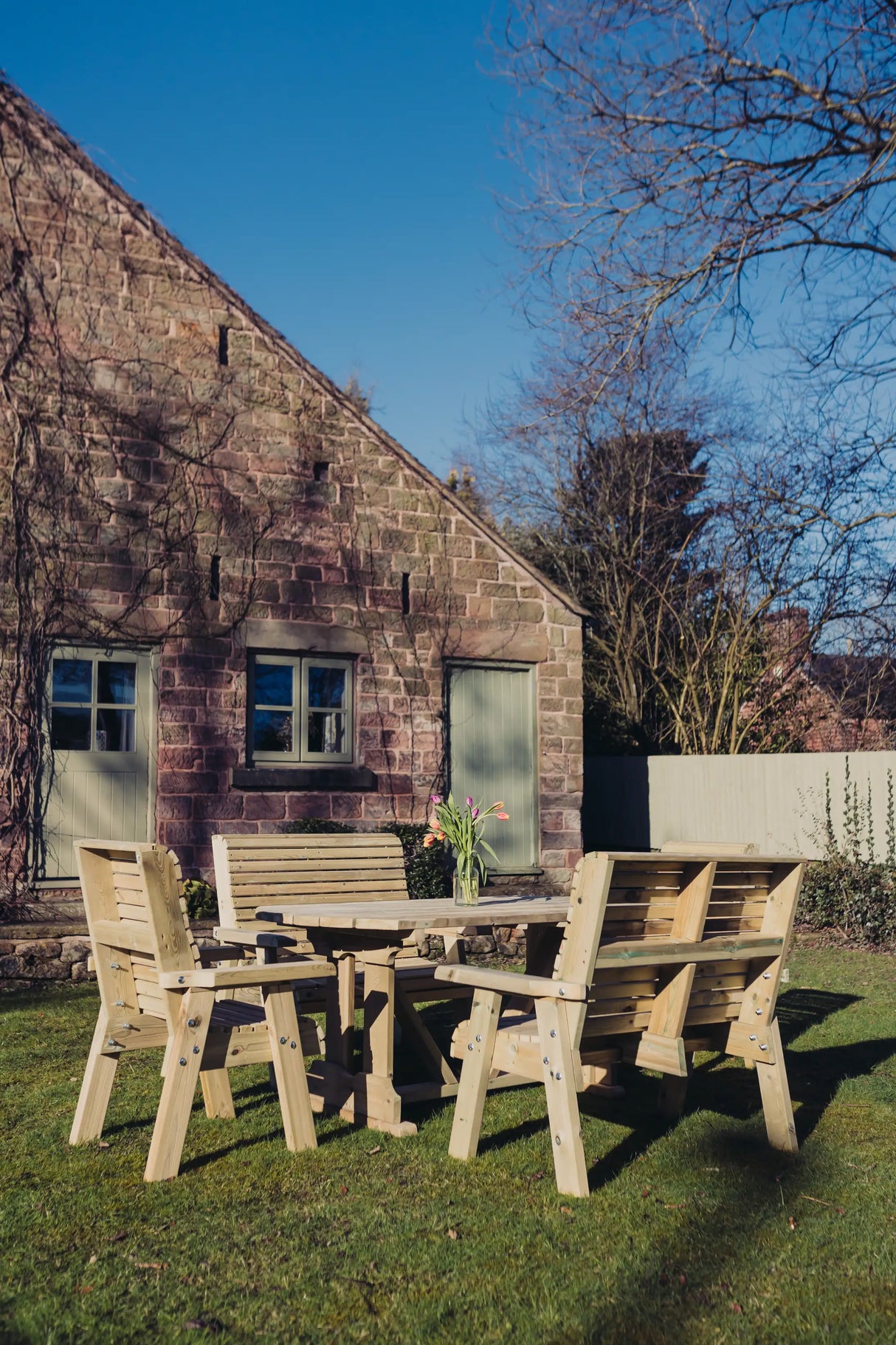 ERGO 8 SEAT TABLE SET 2X3B 2XC