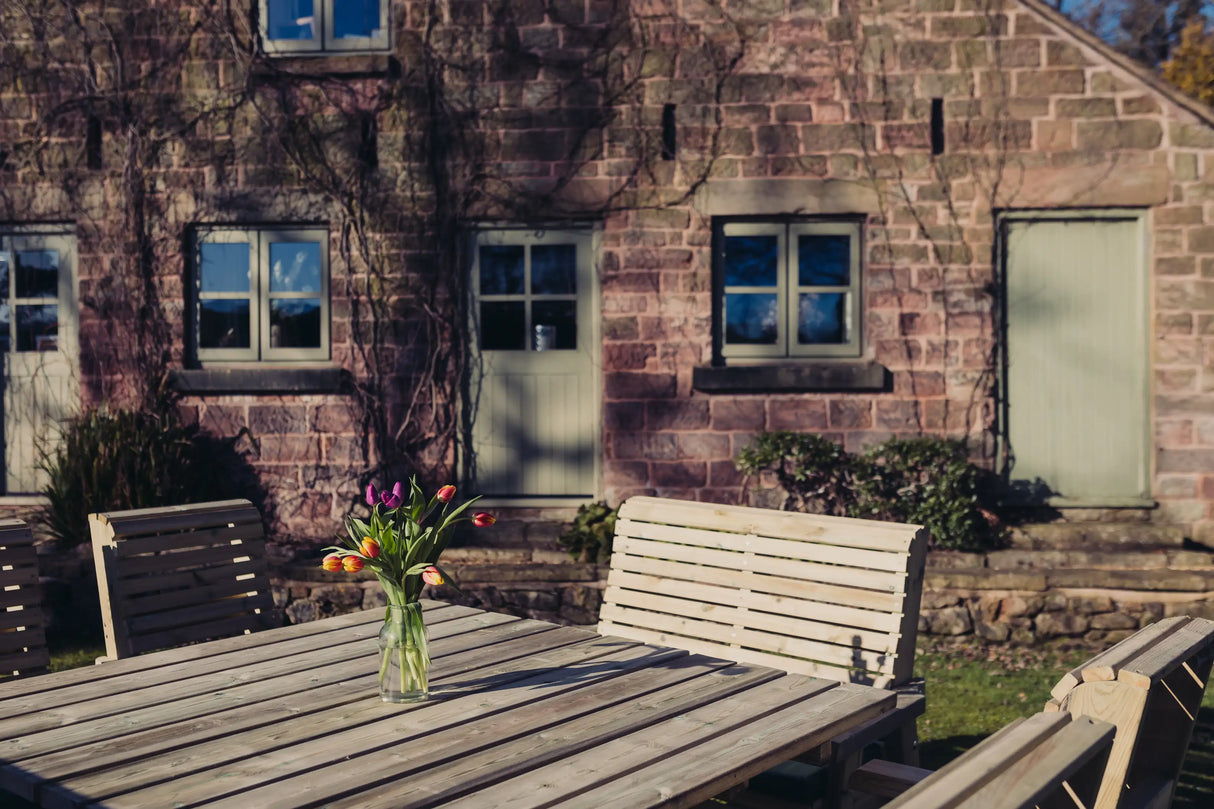 ERGO 8 SEATER SQUARE SET 4XC 2XB