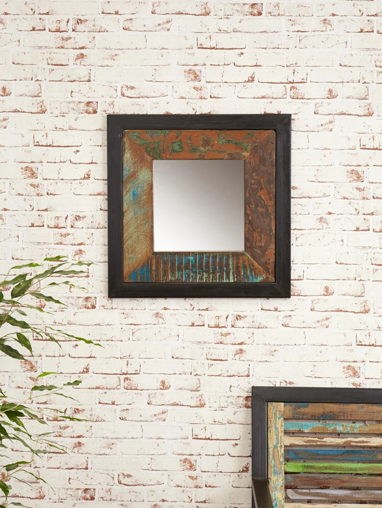 Urban Chic Mirror small (Hangs landscape or portrait)