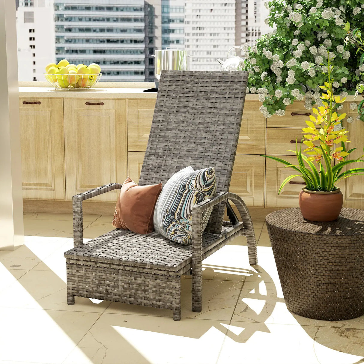 Outsunny Reclining Rattan Lounger, with Extending Footrest - Grey