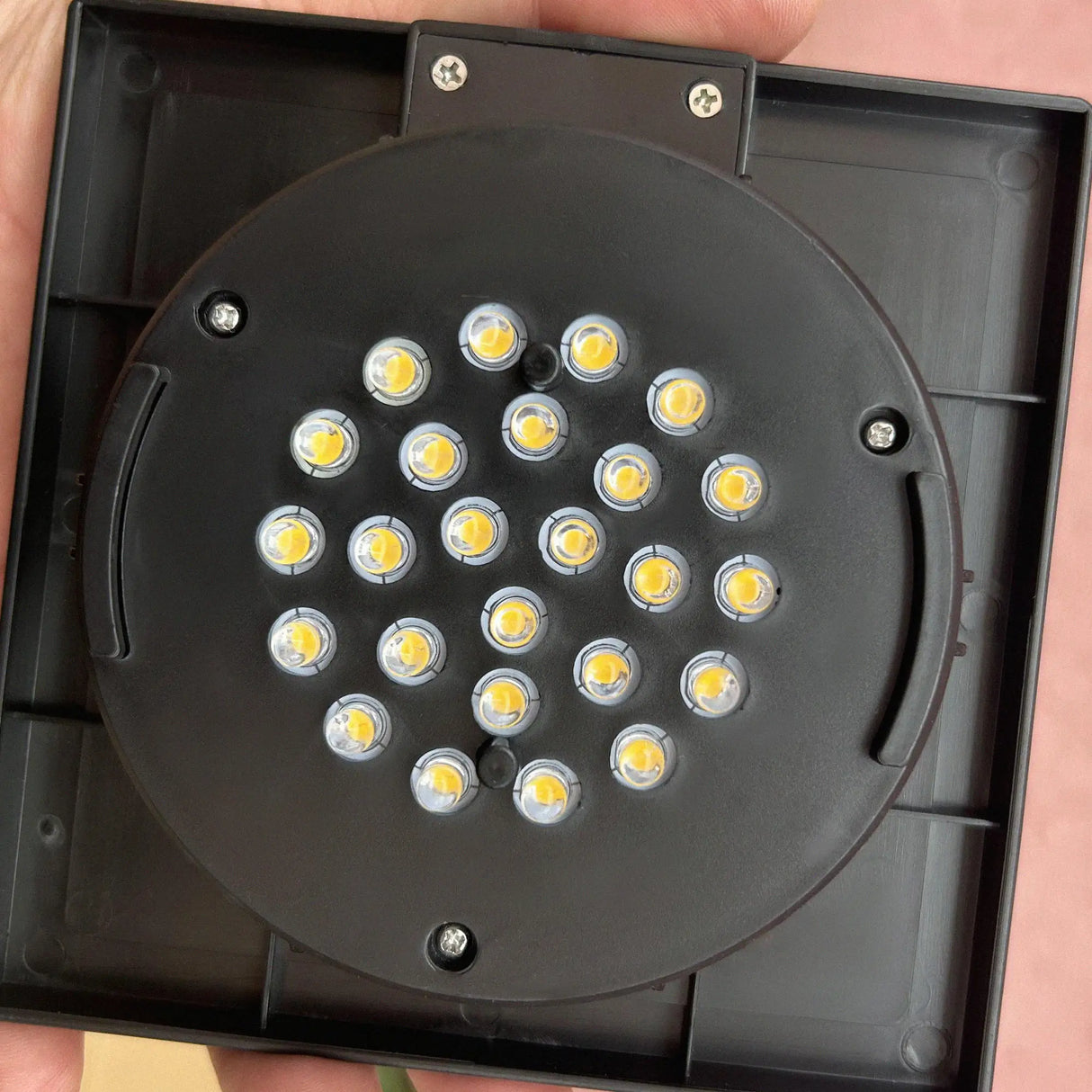 Outsunny Rattan Solar Floor Lamp, 68cm Tall Outdoor Garden Lantern Pathway Light & Decorative Lighting with Auto On/Off LED Lights, IP44, for Porch, Yard, Courtyard, Deck, Brown