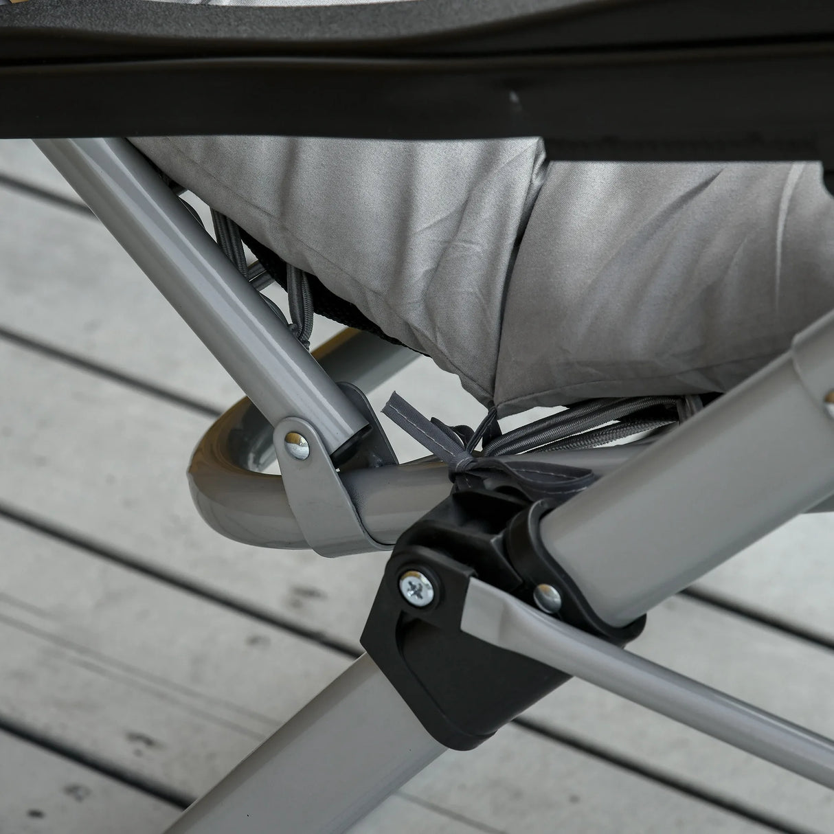 Outsunny 2pc Reclining Zero Gravity Sun Loungers ,Folding Chaise Lounge Chair with Cushions, Light Grey