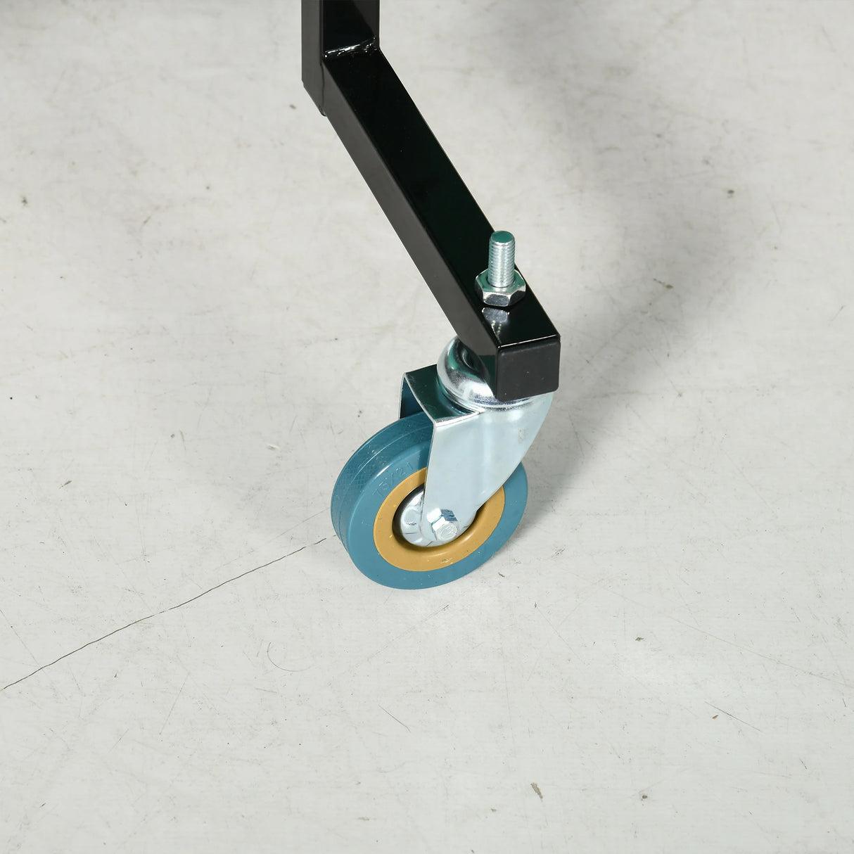 SPORTNOW 9FT Folding Tennis Table, with 8 Wheels, for Indoor Use, Green