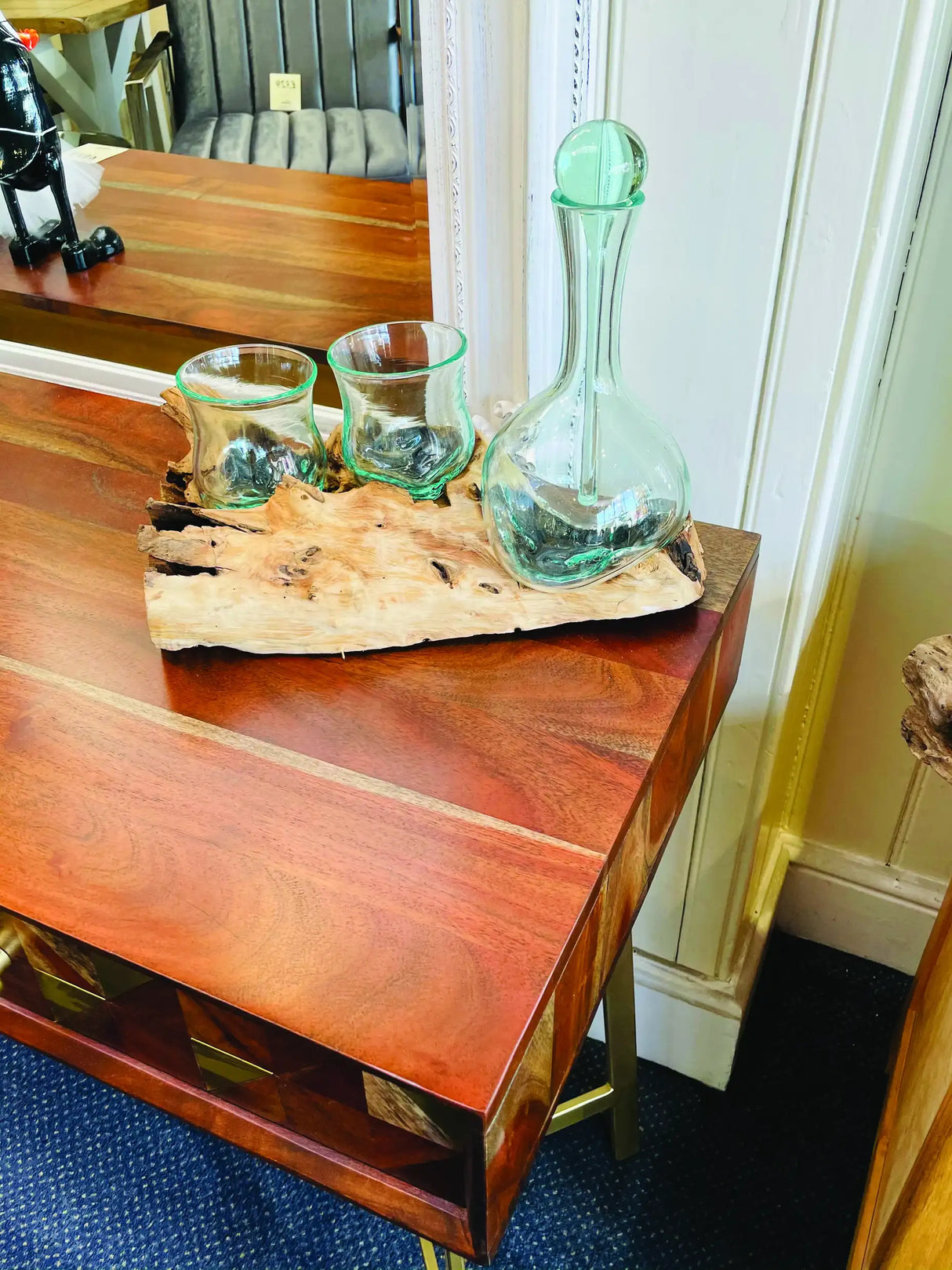 ROOT WITH 2 GLASS DECANTER SET