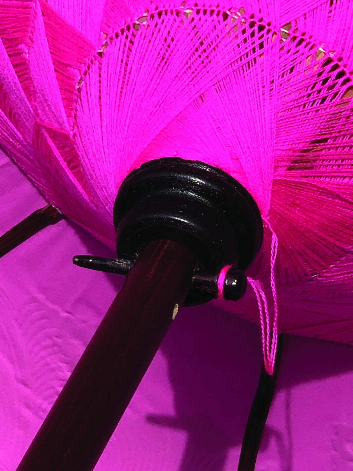 BALI SUN PARASOL PINK AND GOLD 2M (WITH POLE JOINT)