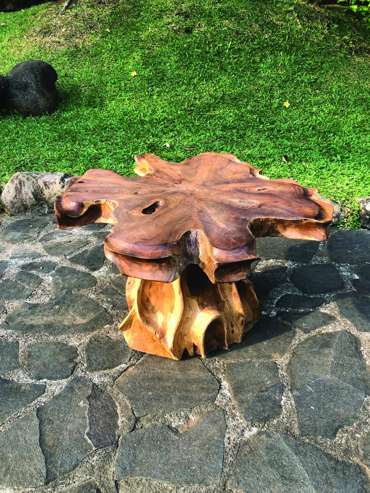 LOMBOK COFFEE TABLE 1 LEG