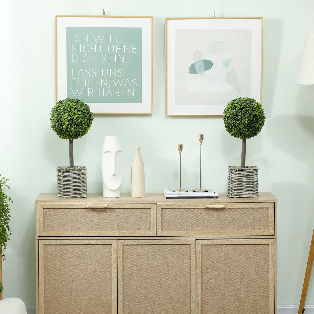 HOMCOM Set of 2 Decorative Artificial Plants, 50cm Faux Boxwood Topiary Balls with Woven Plastic Pot and Pebbles, Fake Plants for Home or Office Decor, Green