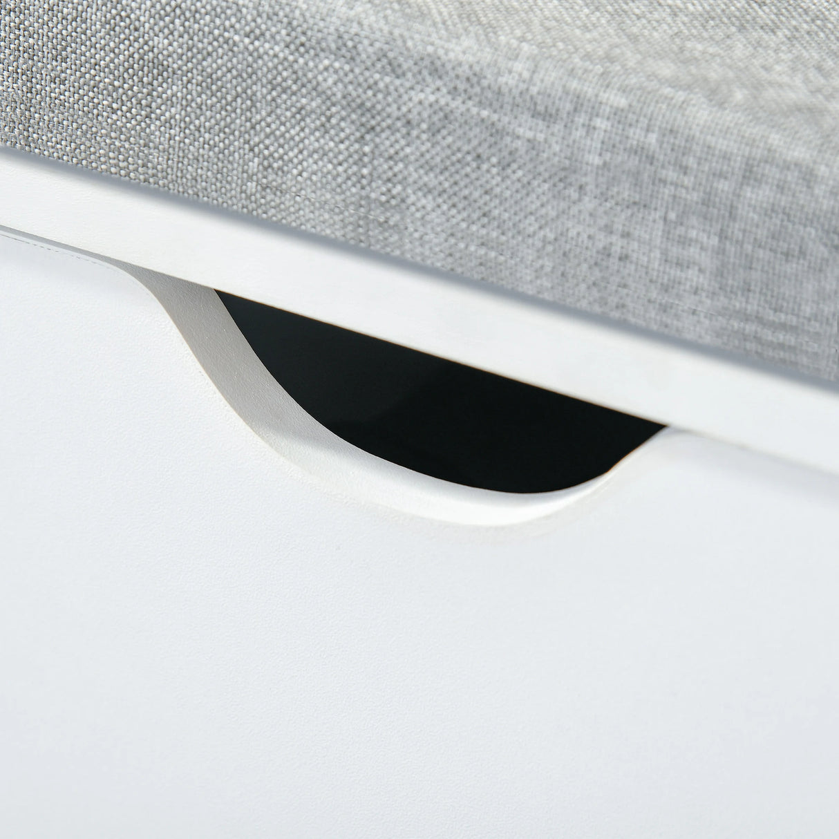 HOMCOM Shoe Storage Bench with Cushion - White