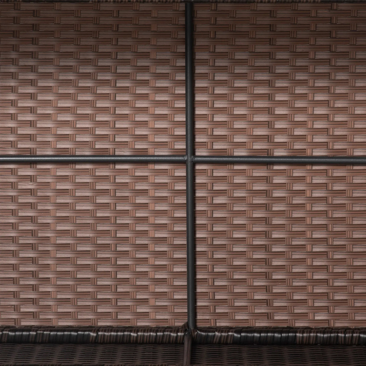 Outsunny PE Rattan Garden Coffee Table with Glass Table Top - Brown