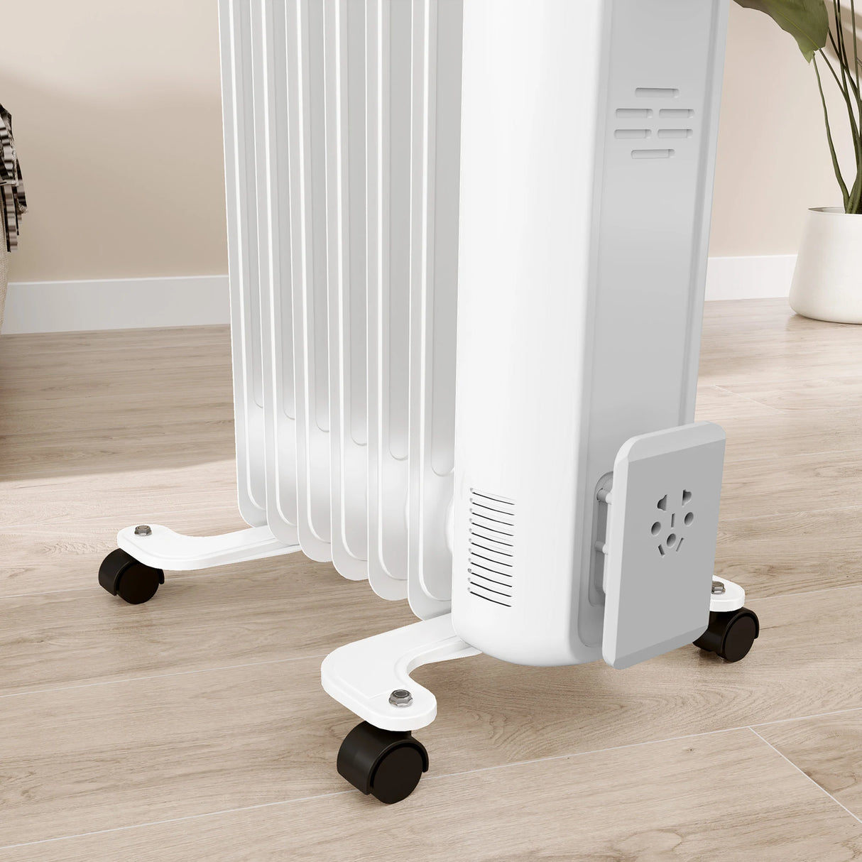 HOMCOM 1.5kW Seven Fin Oil-Filled Radiator - White